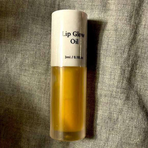 HelloKiss Other - Lip Glow Oil-Honey